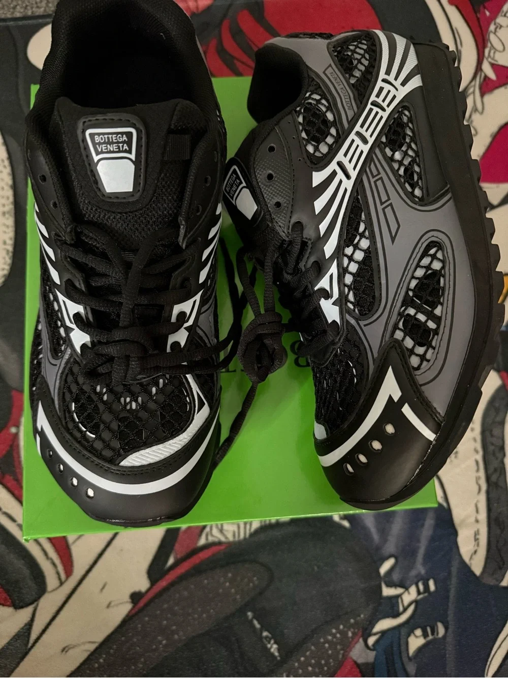 Banana Republic Black and White Men's Athletic Sneakers